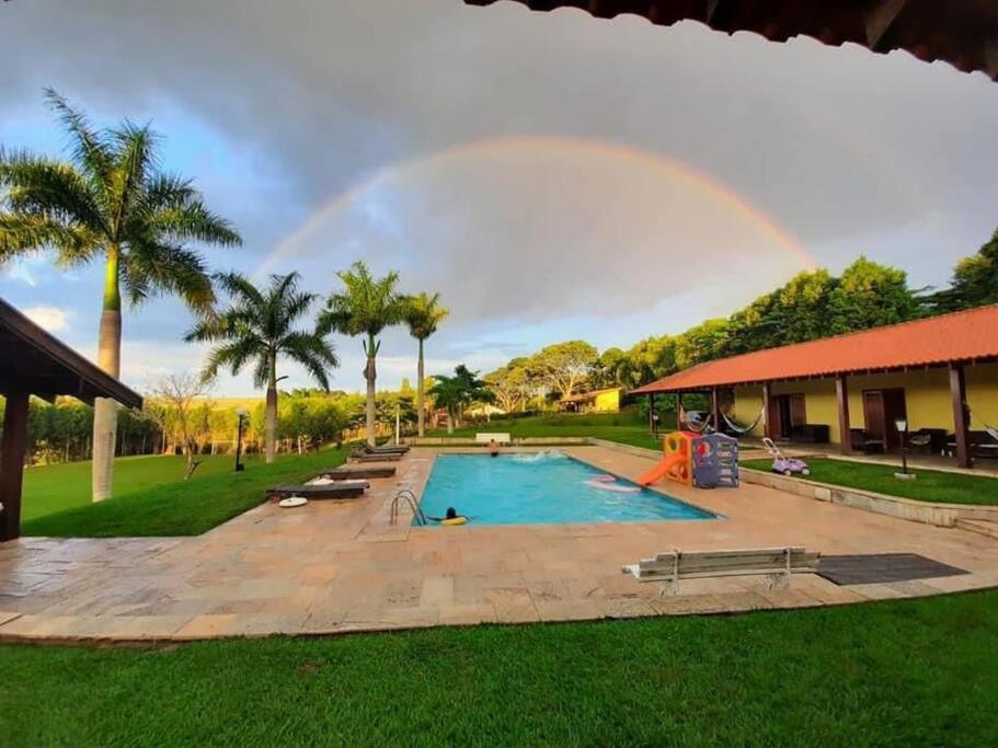 Πισίνα στο ή κοντά στο Chácara do Feijão