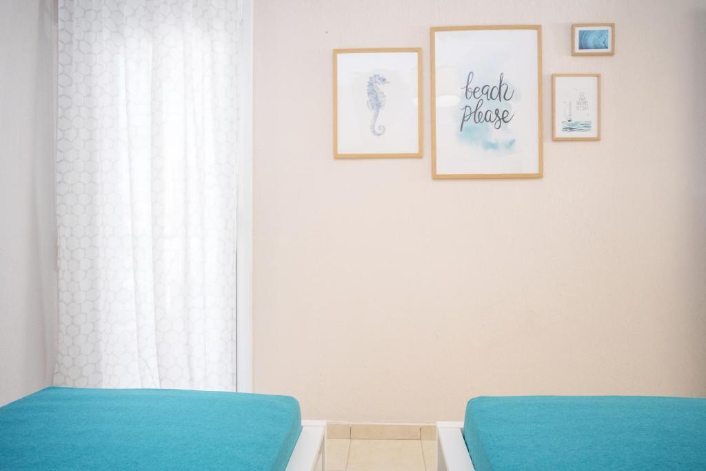 Postel nebo postele na pokoji v ubytování Cozy Home