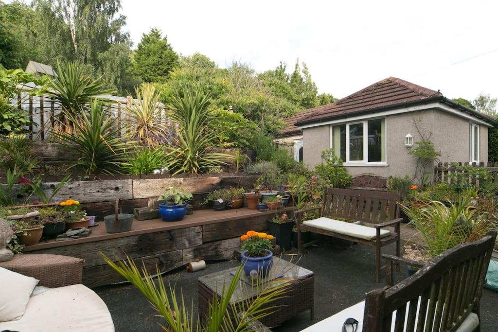 Zahrada ubytování Dinerth Cottage