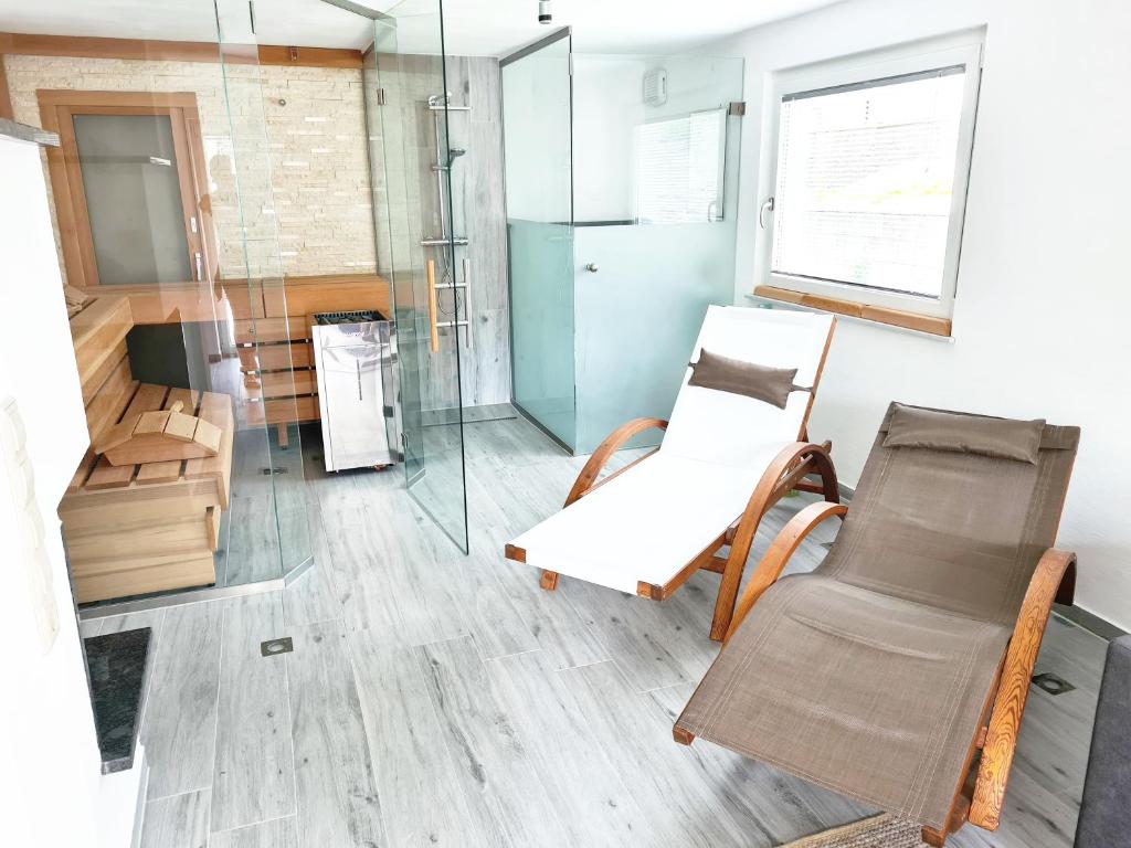 Posezení v ubytování Kreischberg Deluxe with Finnish Sauna