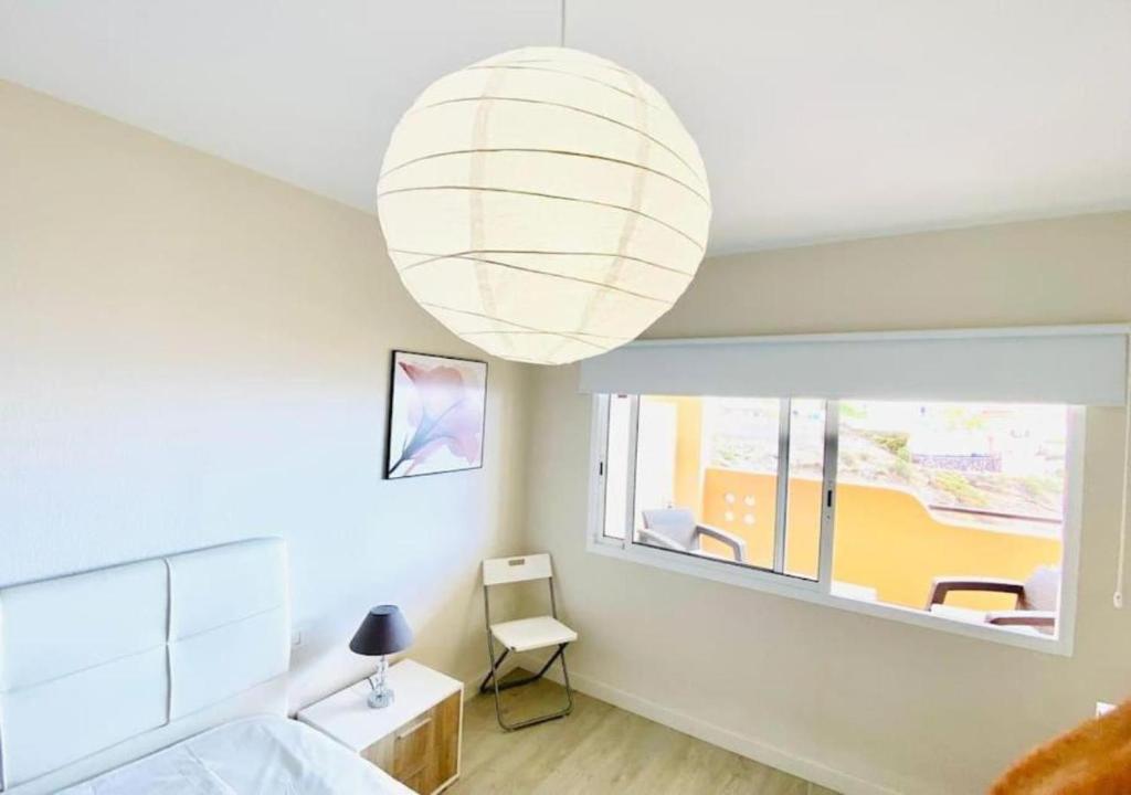 Fotografie z fotogalerie ubytování Enjoy Sunsets at Fully Equipped 2BR Oceanside View by Aqua Vista Tenerife v destinaci Adeje
