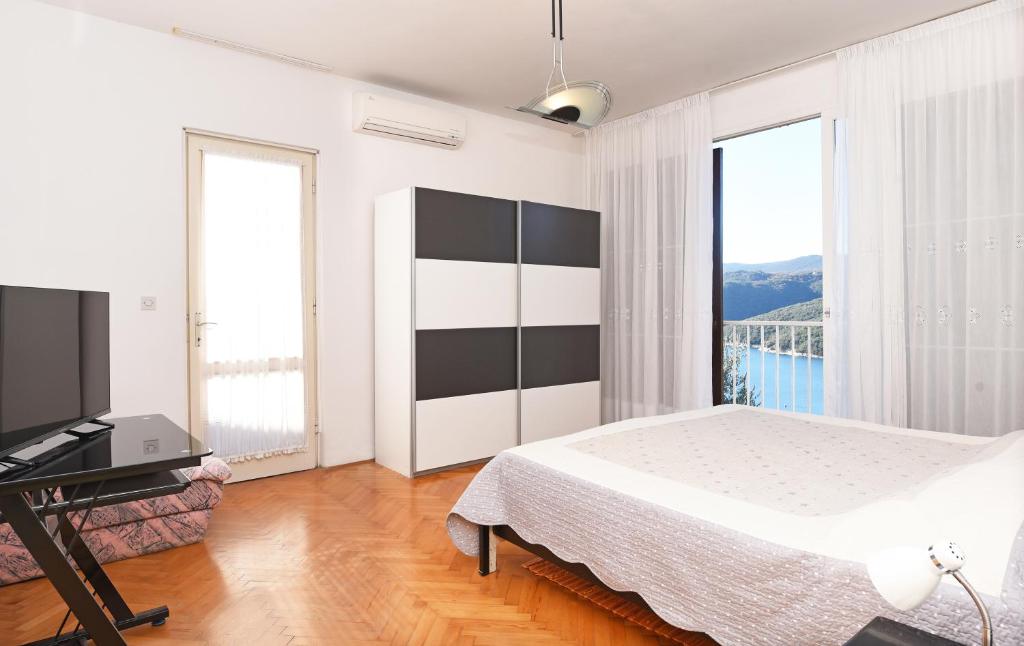 Gallery image of App Jadranka Matak in Rabac