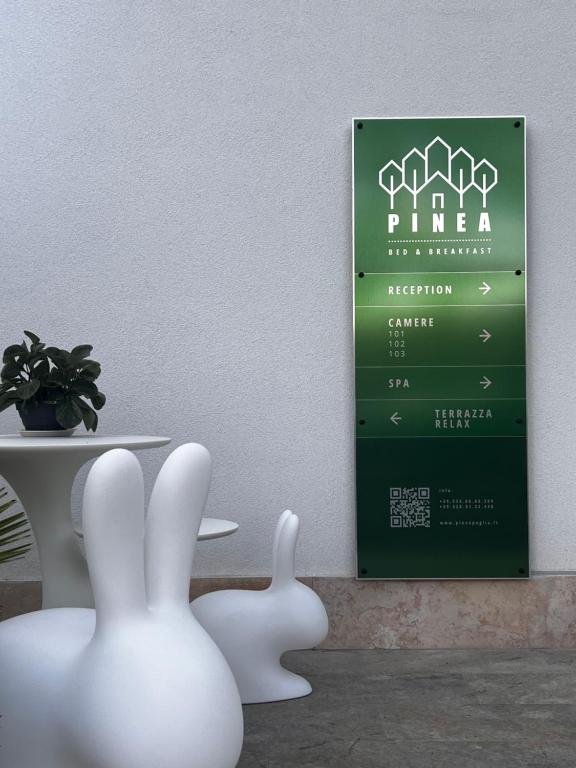 Сертификат, награда, вывеска или другой документ, выставленный в Pinea b&b