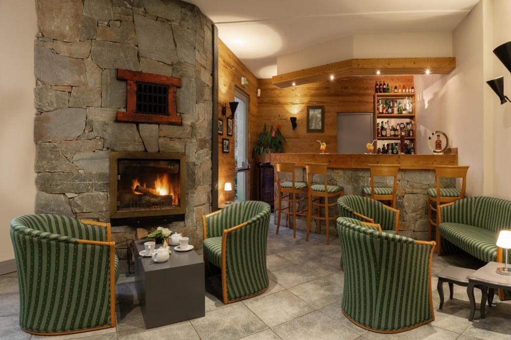 Posezení v ubytování Brit Hotel Florimont