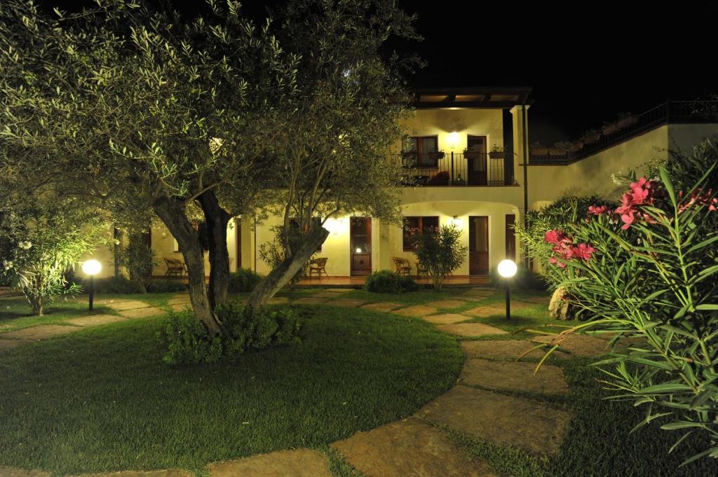 Zahrada ubytování Country Hotel Vessus