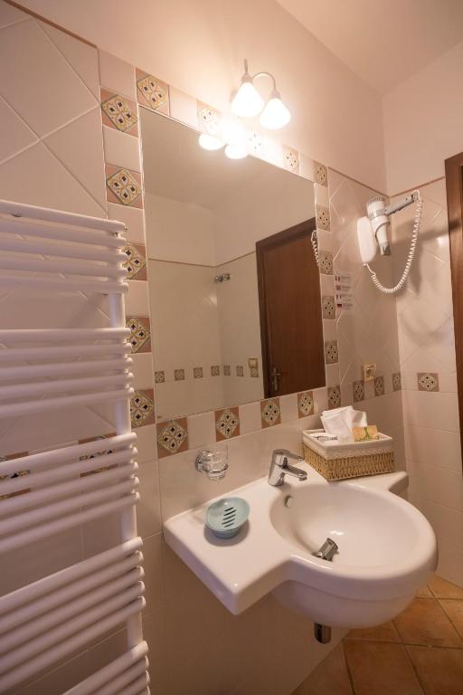 Łazienka w obiekcie Villa Romita
