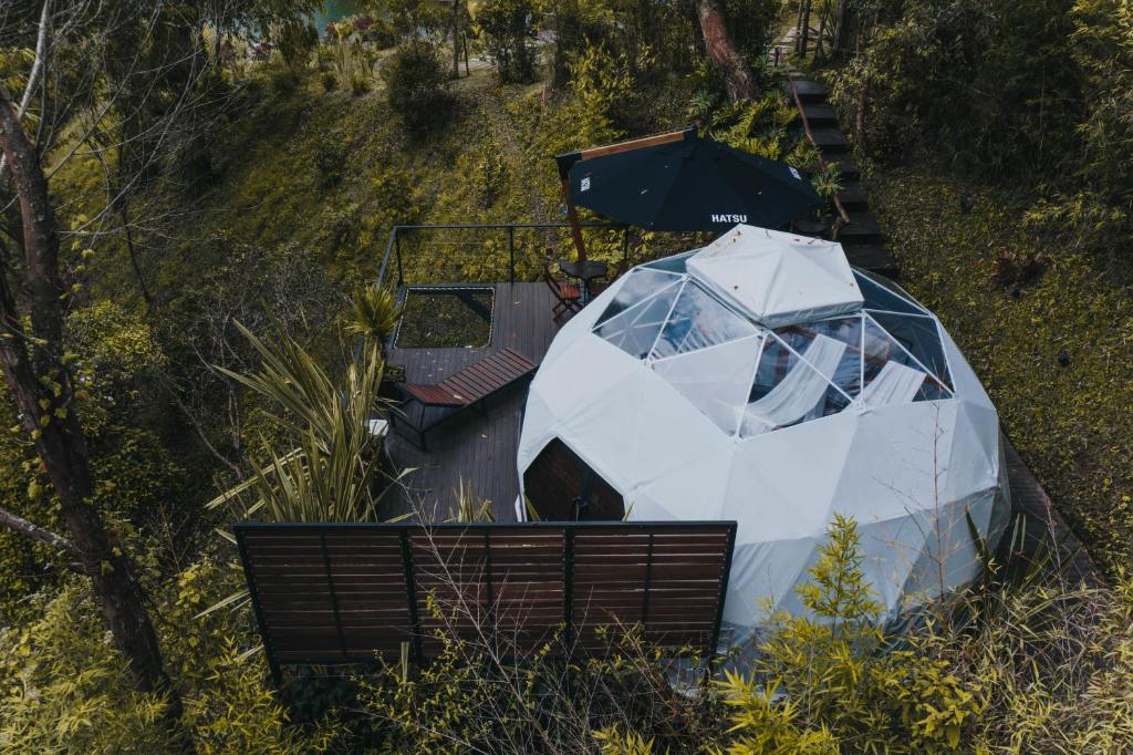 Fotografie z fotogalerie ubytování Domus Glamping Guatapé v destinaci Guatapé