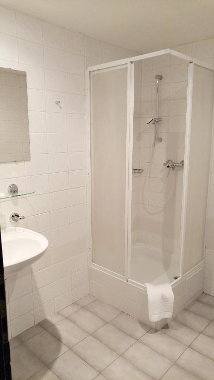 Phòng tắm tại Hotel CB Royal