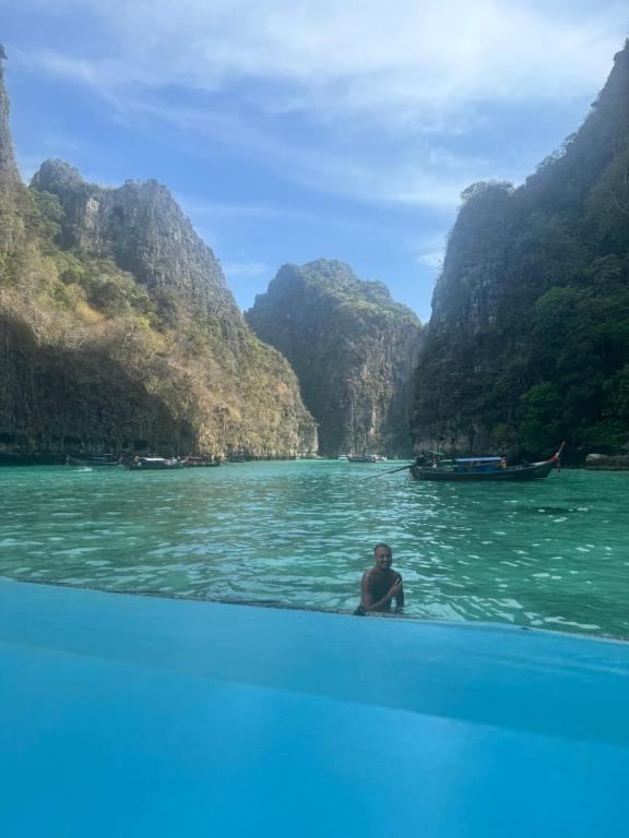 Hack Patong Beach Hotel - Resim 28