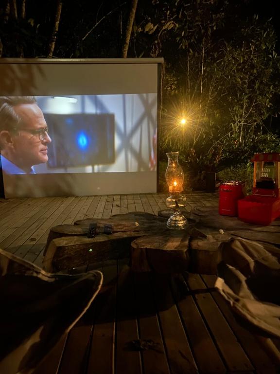 TV a/nebo společenská místnost v ubytování Chapola Home