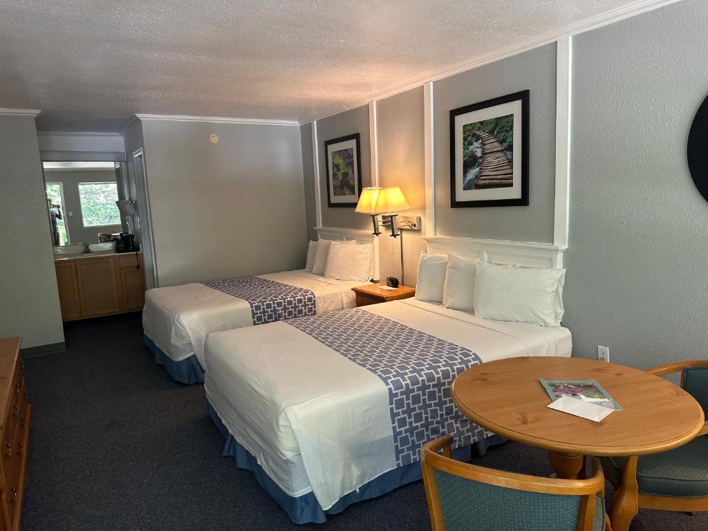 The Land O Nod - Chambre De Luxe Queen