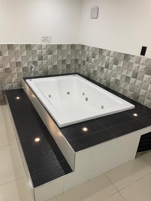 Hotel Ofix - Double Room With Spa Bath