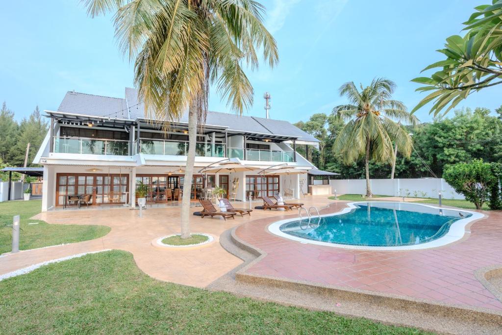 Suntai Villa, Beachfront Suites photo