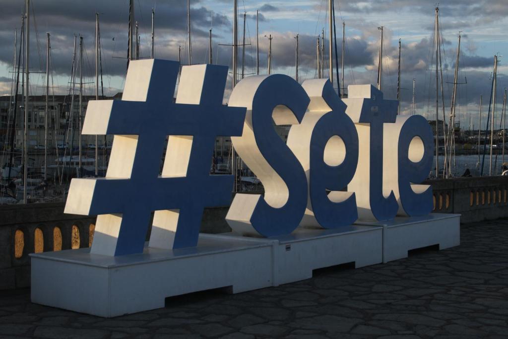 Foto sihtkohas Sète asuva majutusasutuse Les mythiques canaux de Sete, vue d'exception ! galeriist
