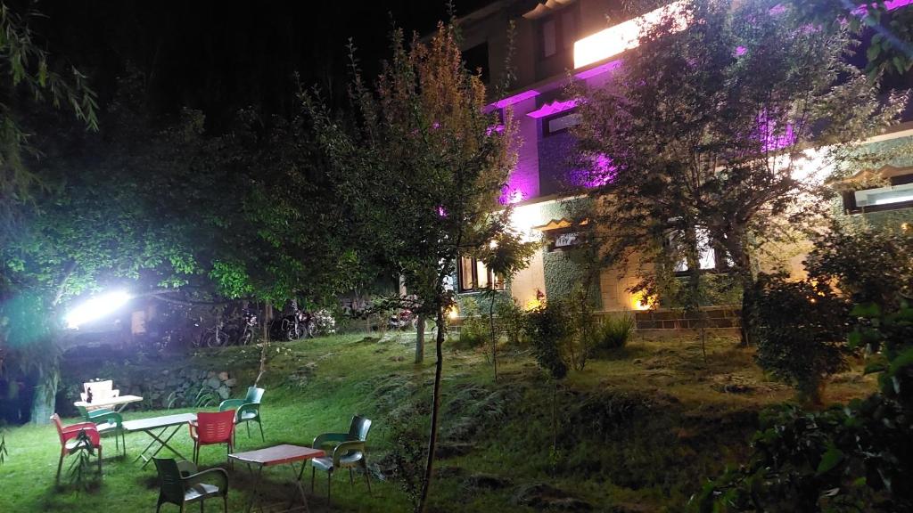 Gallery image of Horse Shoe Motel Gulmit in Chamangul