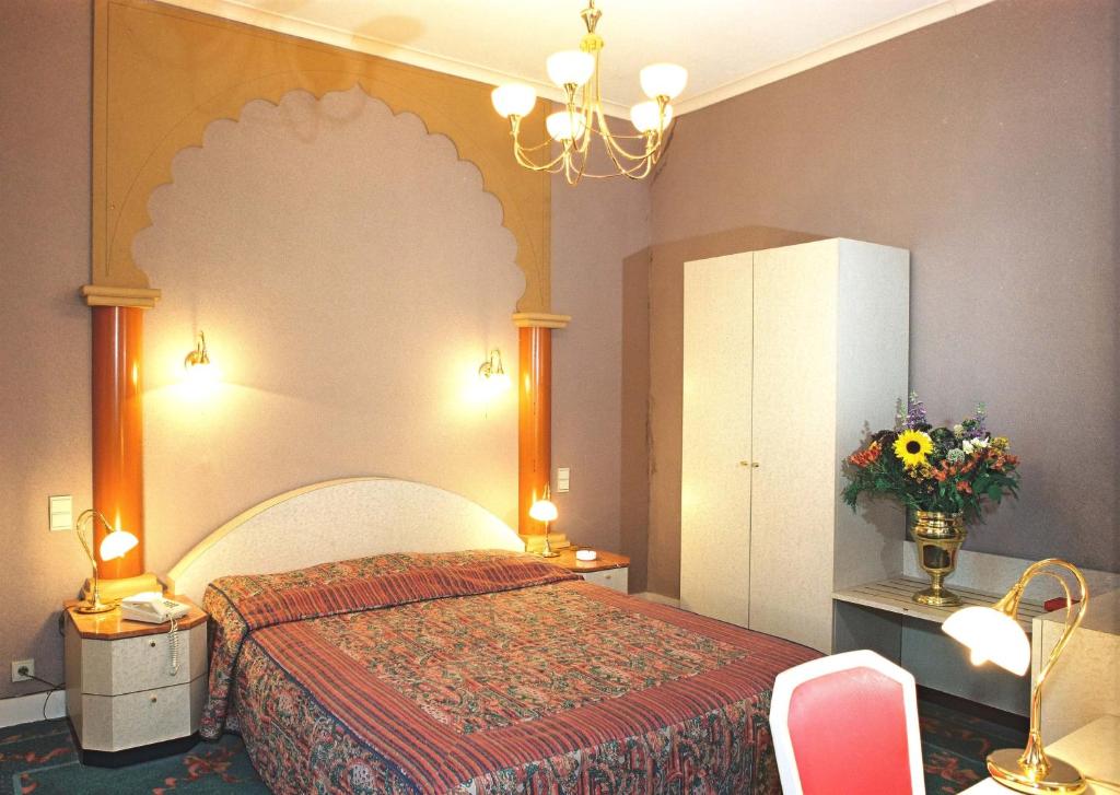 Hotel L'auberge Du Souverain - Resim 14