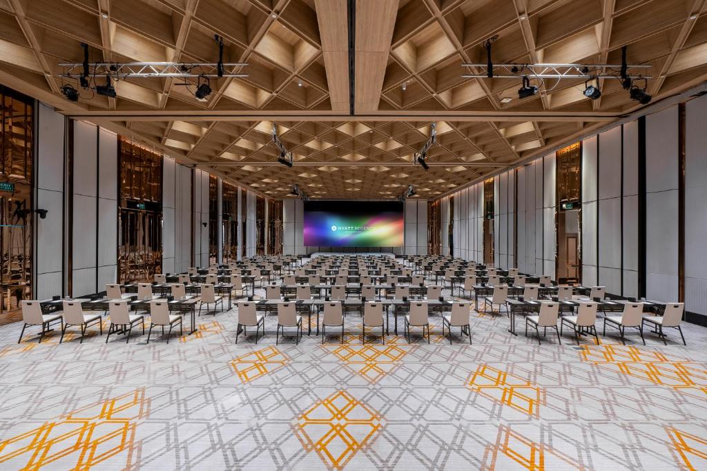 Hyatt Regency Bangkok Sukhumvit - Resim 41