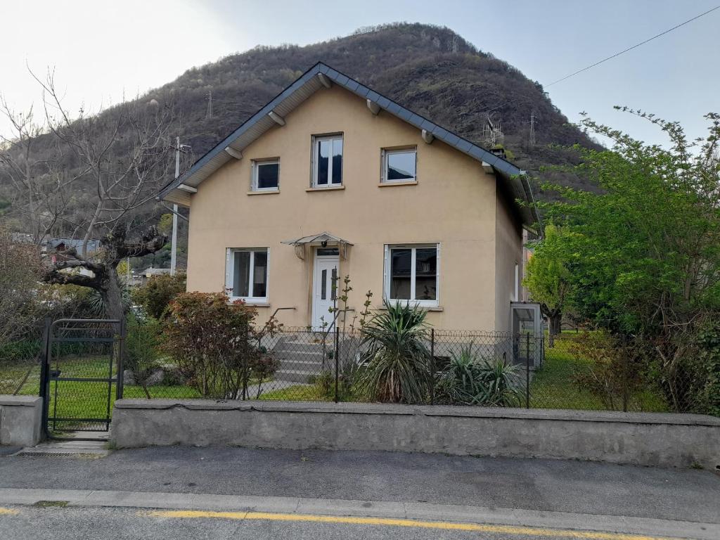 Výhľad na hory alebo výhľad na hory priamo z apartmánu