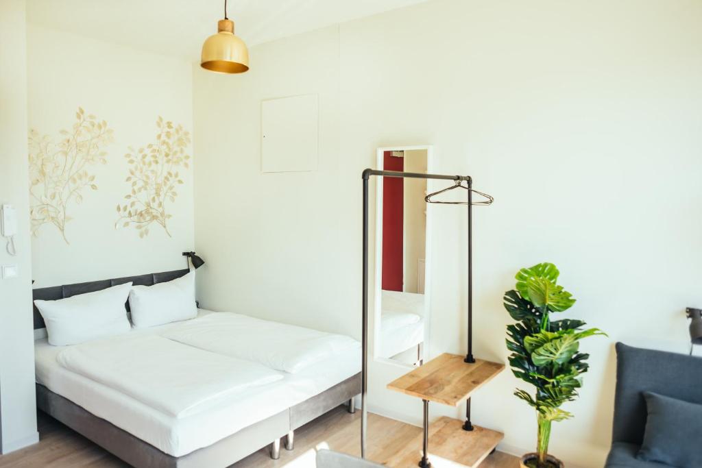 The Rix Studios & Suites