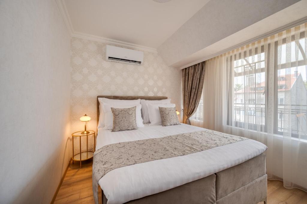 Prestige Central Apartments - Studio Apartment