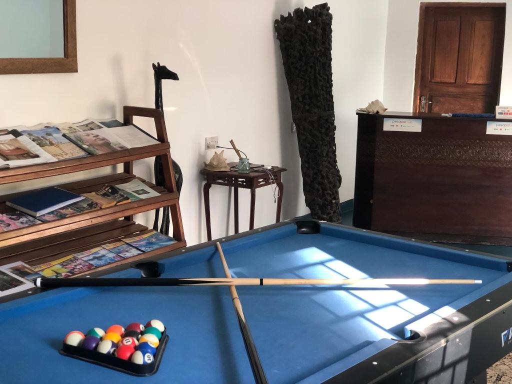 Biliár nebo kulečník v ubytování AVO Boutique Hotel