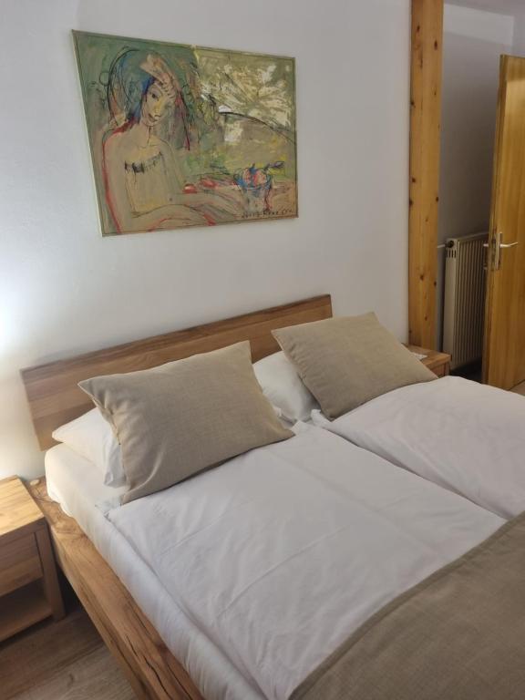 Postel nebo postele na pokoji v ubytování Art Hotel Kristal