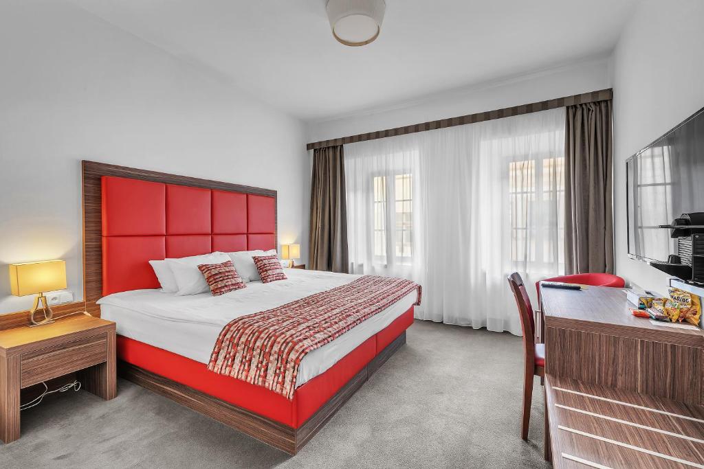 Hotel Nelly Kellys - 1