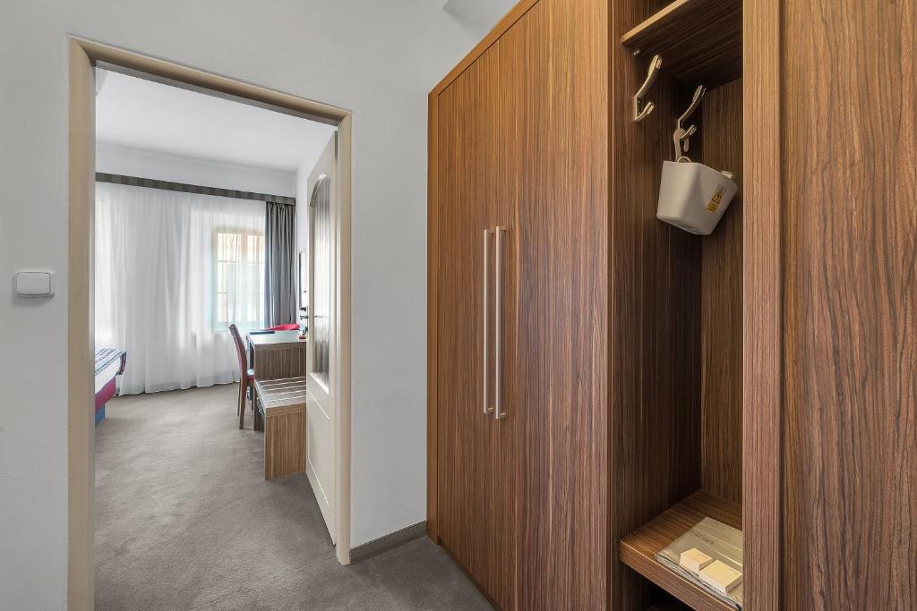 Hotel Nelly Kellys - 4