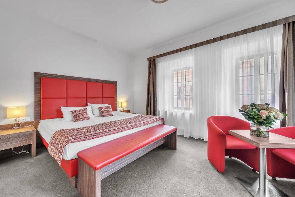 Hotel Nelly Kellys - 6