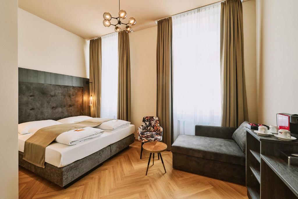 Urban Rooms Rathaus - Self Check-In - Resim 12