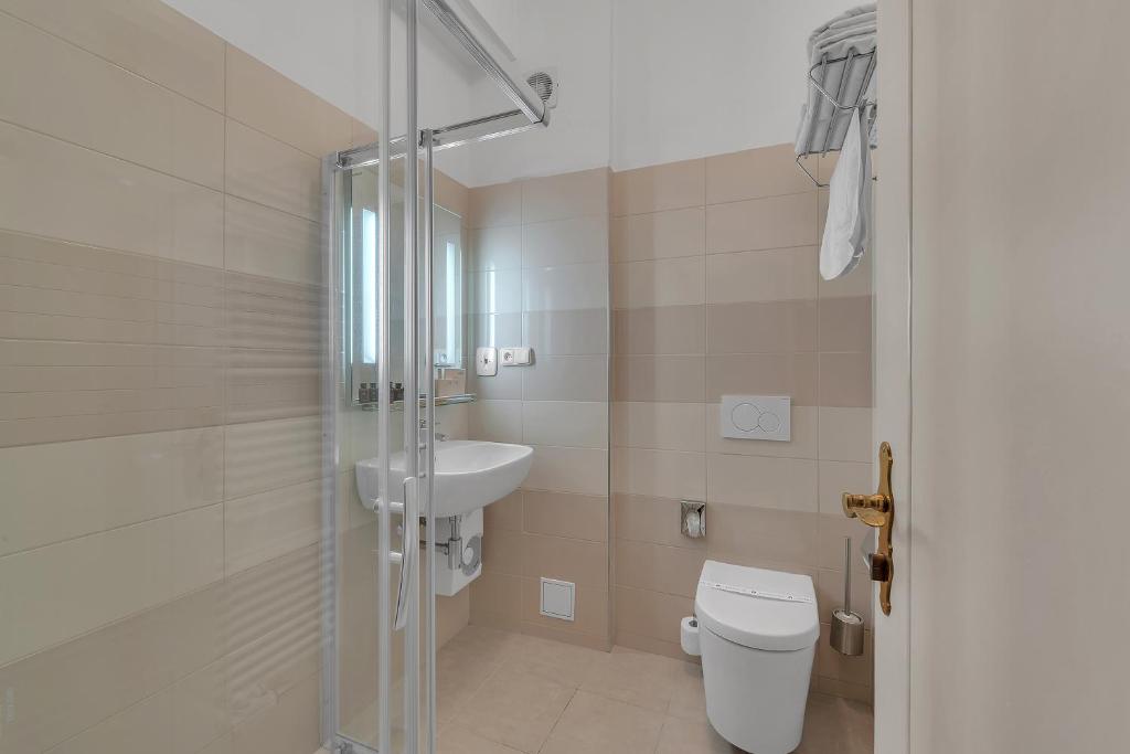 Hotel Nelly Kellys - 5