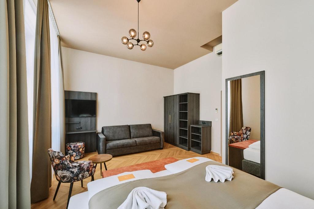 Urban Rooms Rathaus - Self Check-In - Resim 21