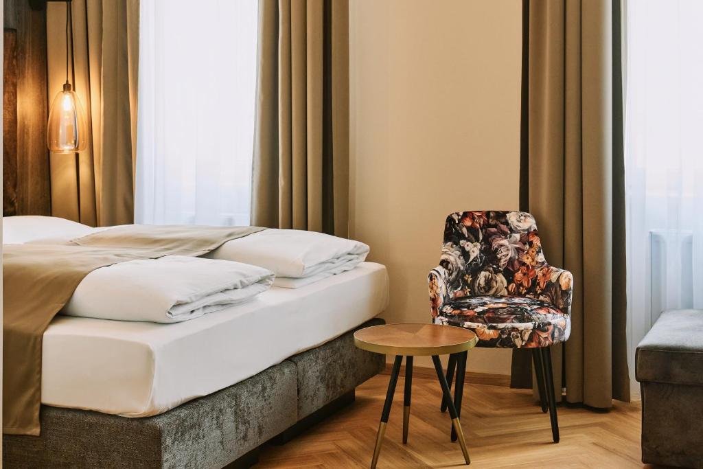 Urban Rooms Rathaus - Self Check-In - Resim 24