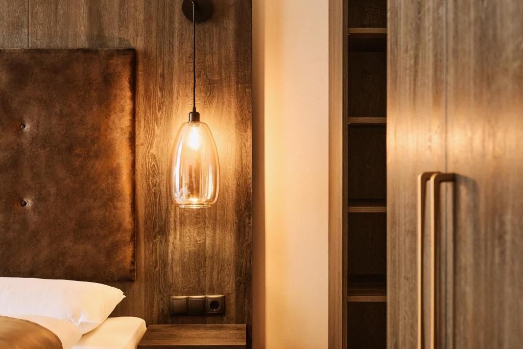 Urban Rooms Rathaus - Self Check-In - Resim 32