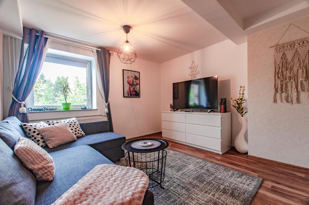 TV a/nebo společenská místnost v ubytování Apartma Amelie Bled