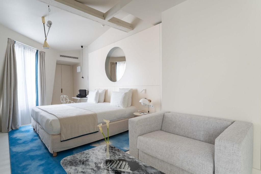 Postel nebo postele na pokoji v ubytování Hotel Astra Opera - Astotel
