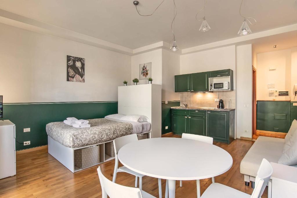 Lusa Suite with free private parking - One-Bedroom Apartment