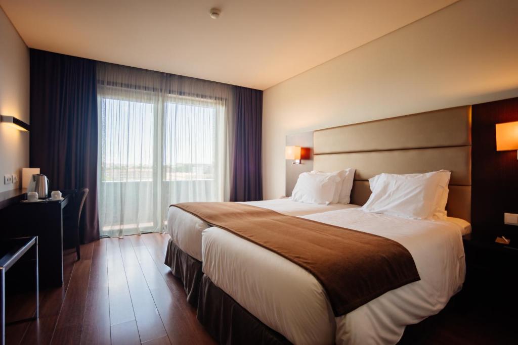 
Double/Twin Room with extra bed
