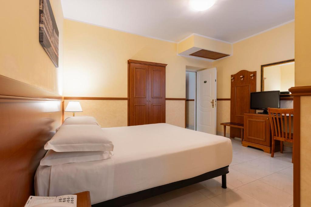 Hotel Virgilio - Resim 6