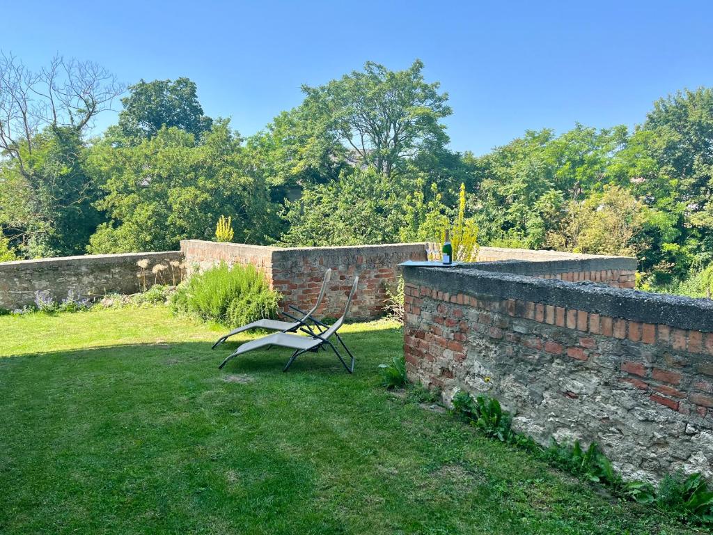 Vonkajšia záhrada v ubytovaní Schlosshotel Mailberg