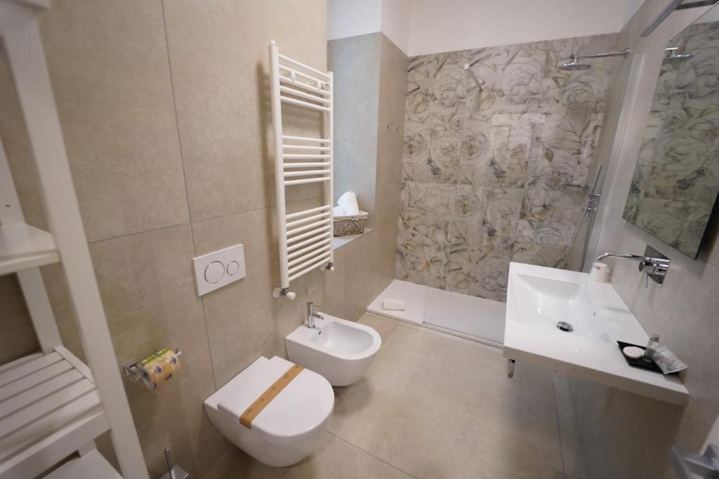 Koupelna v ubytování Annunziatella Suite & Rooms