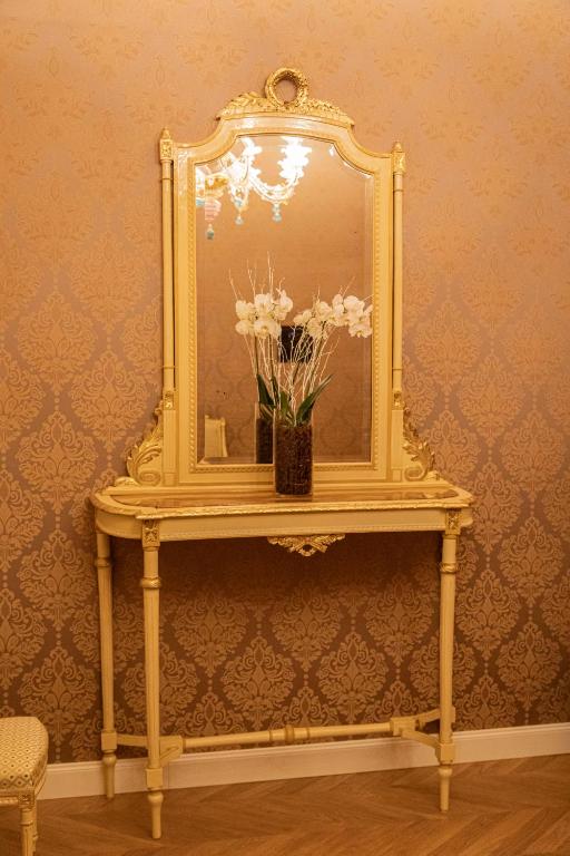 Fotografie z fotogalerie ubytování Palazzo dei Mori v Benátkách