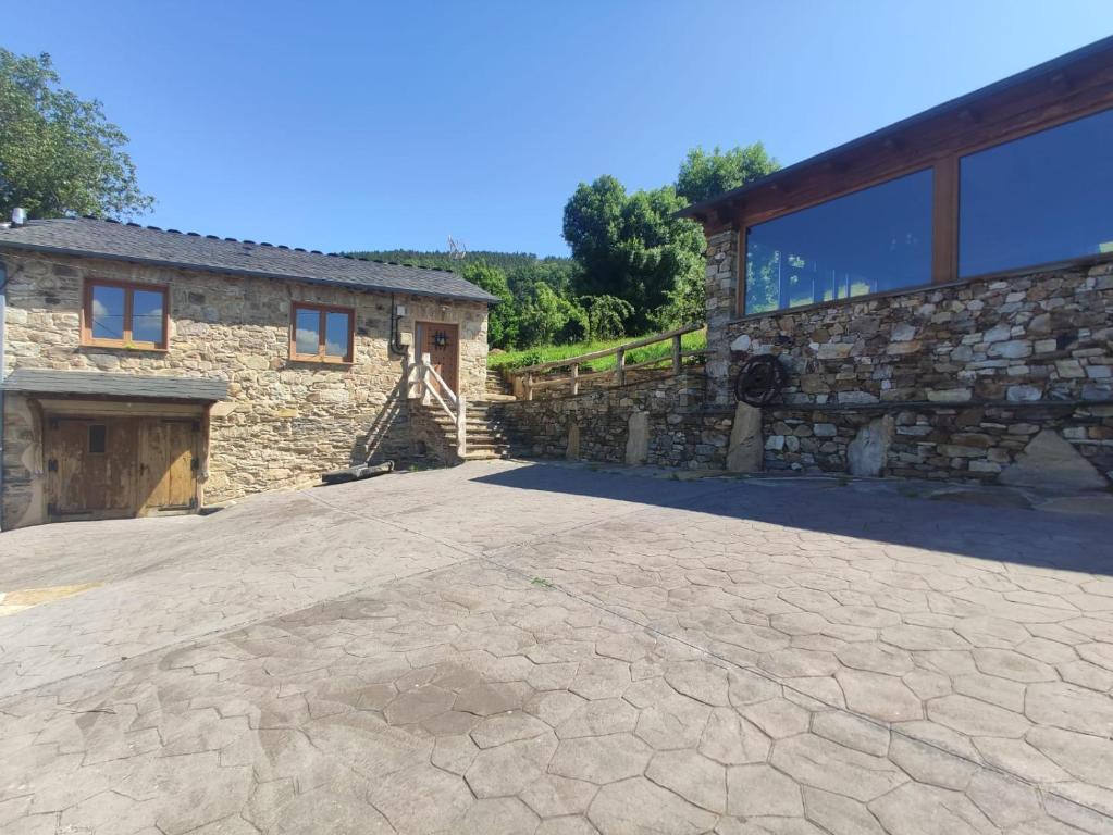 Casas Eladio-Doncos - 