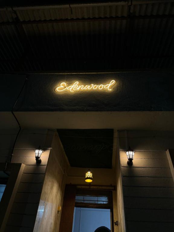 Certifikát, hodnocení, plakát nebo jiný dokument vystavený v ubytování Edenwood