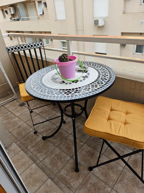 Balkón nebo terasa v ubytování Colón