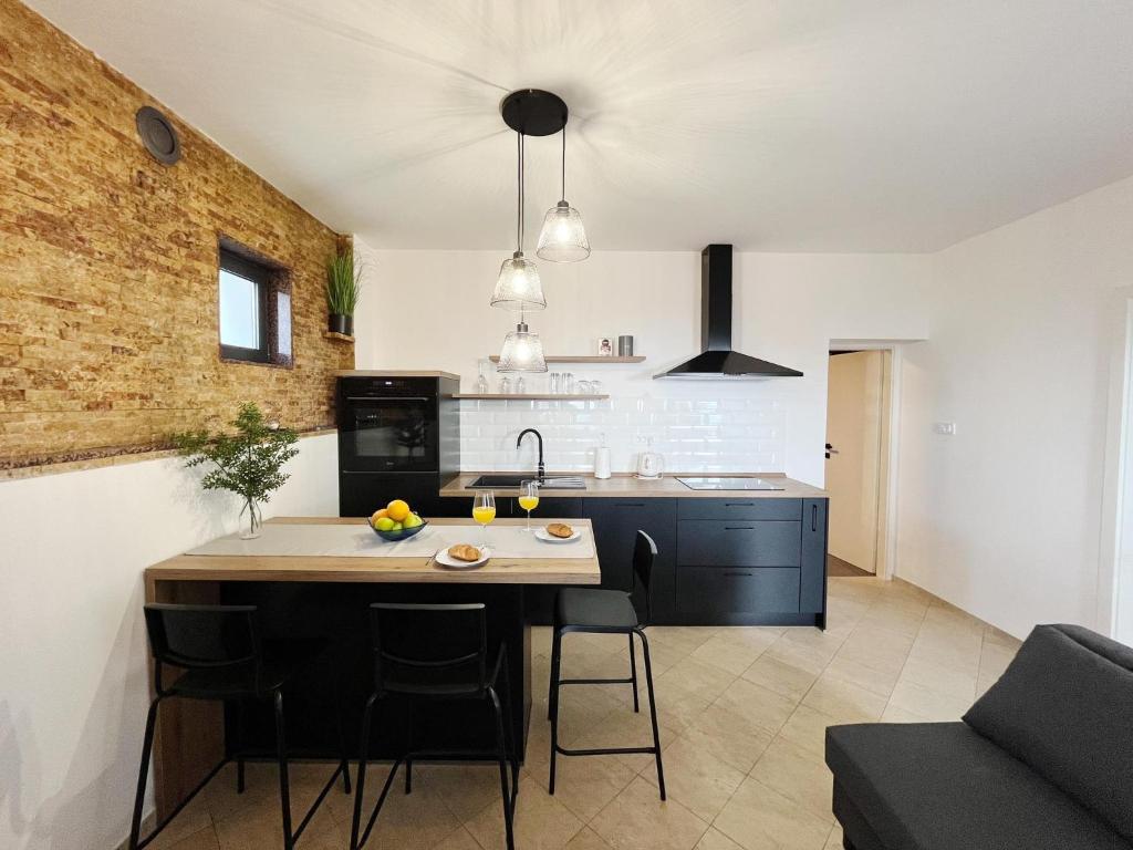 Kuchyň nebo kuchyňský kout v ubytování Apartman Ruscus, Veprinac, Opatija