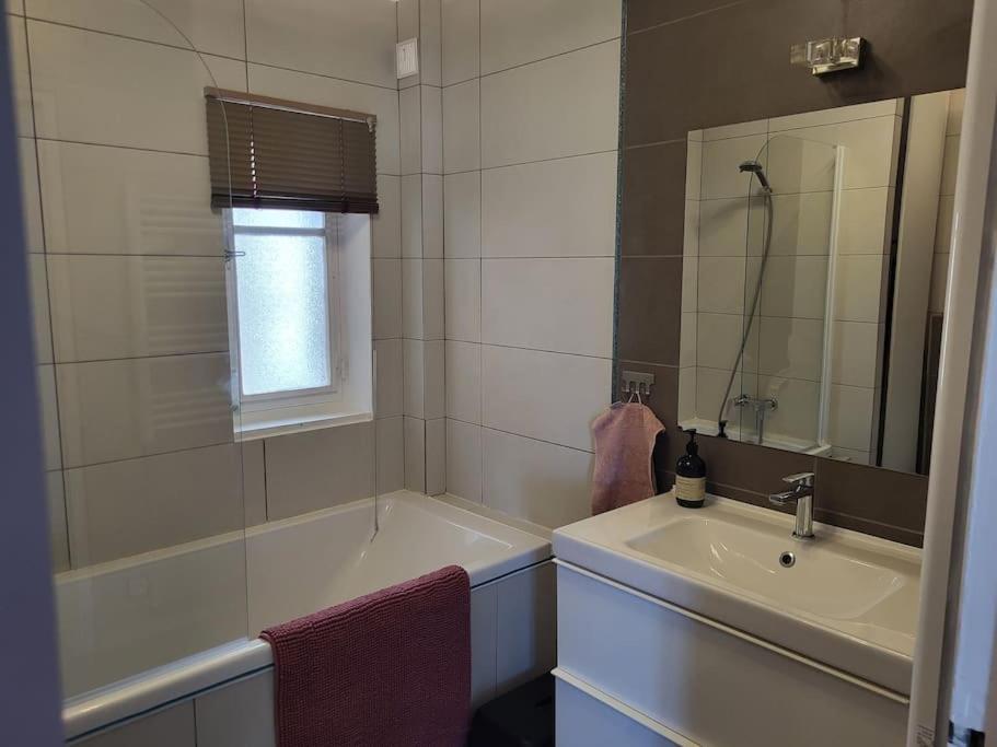 Koupelna v ubytování Appartement vue mer à 100 m de la plage