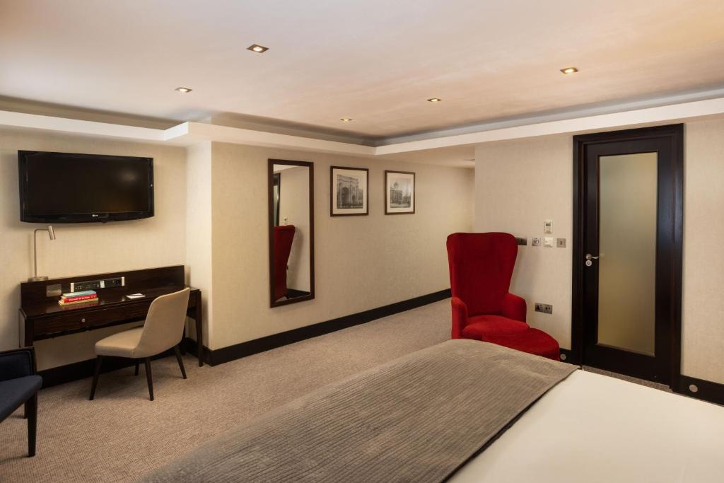 Montcalm Brewery, London City - Montcalm Club King