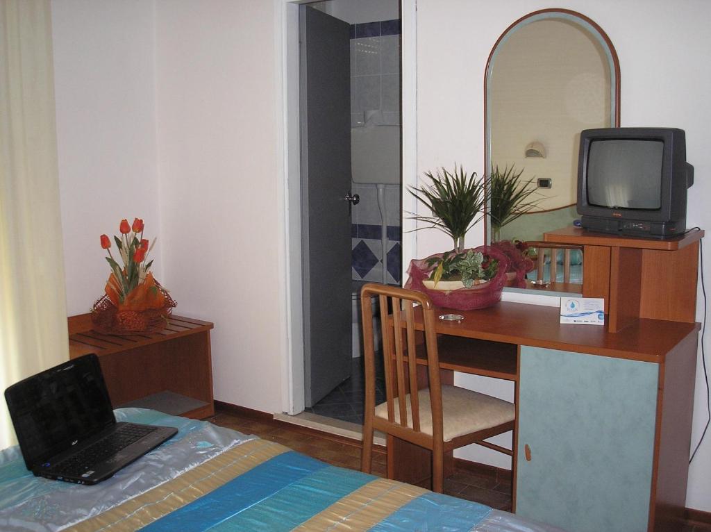 TV a/nebo společenská místnost v ubytování Hotel Playa