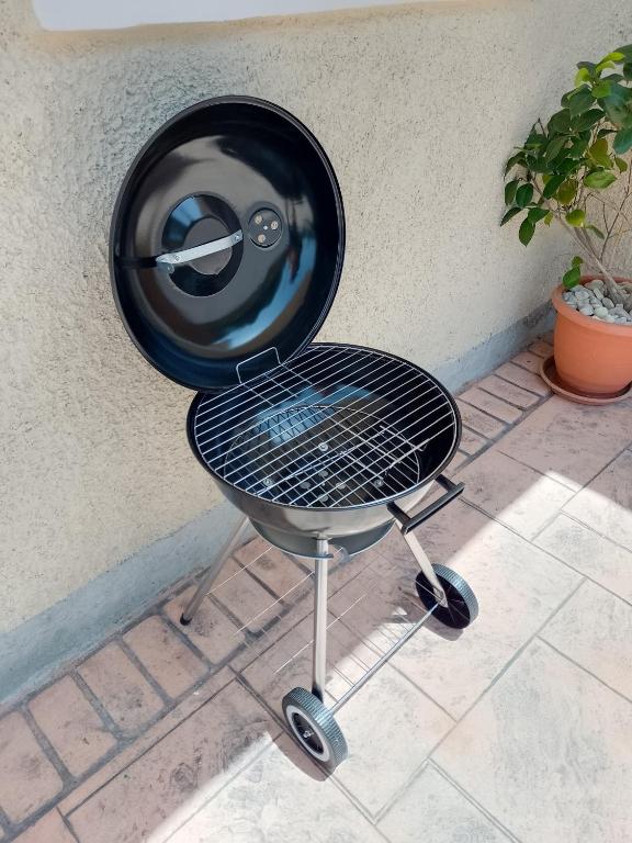 Gril dostupný pro hosty v prázdninového domu